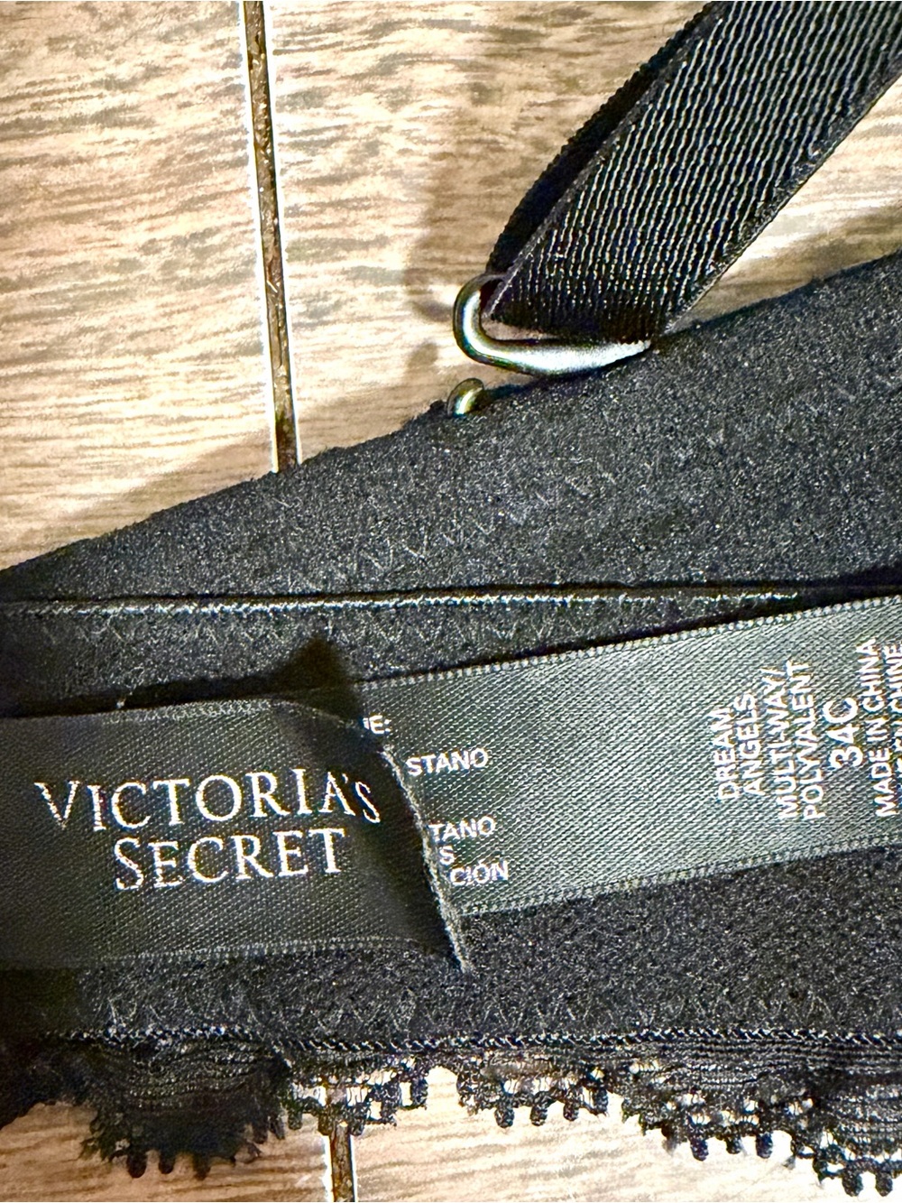 Victoria's Secret Black Lace Push-Up Bra - Picture 10 of 11